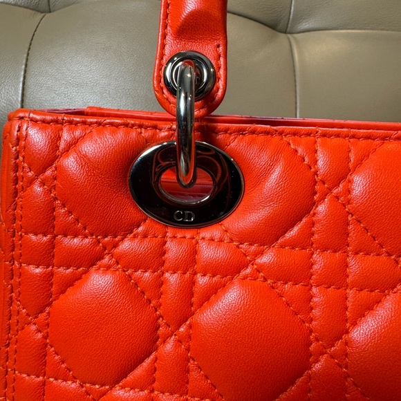 Sold x Christian Dior classic Lady Dior medium - Picture 5 of 14